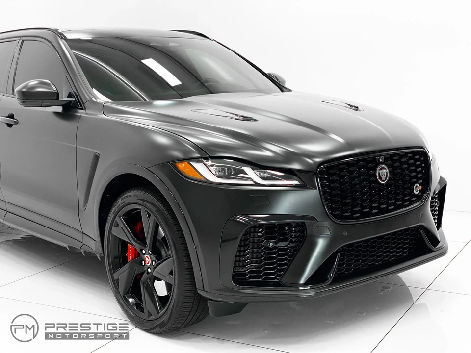 2022 Jaguar F-Pace SVR - Image 9 of 21