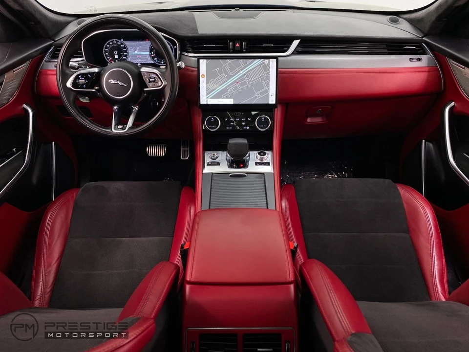 2022 Jaguar F-Pace SVR - Image 19 of 21