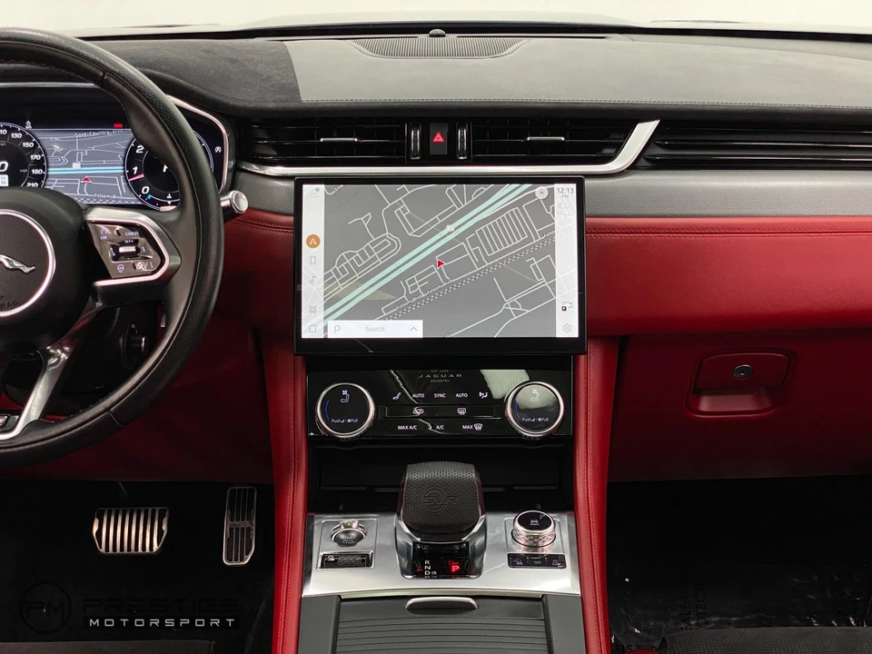 2022 Jaguar F-Pace SVR - Image 20 of 21