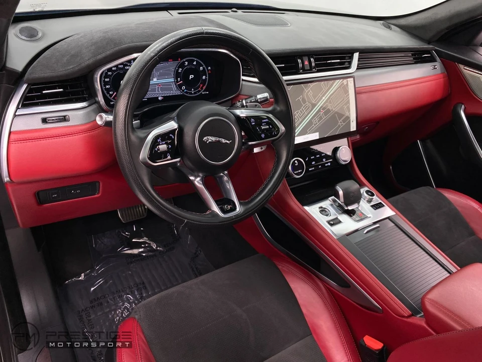 2022 Jaguar F-Pace SVR - Image 18 of 21