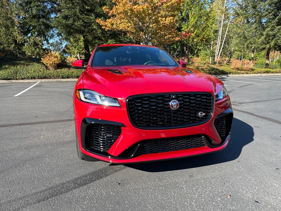 2022 Jaguar F-Pace SVR - Image 25 of 31