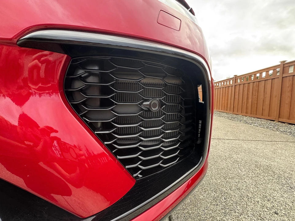 2022 Jaguar F-Pace SVR - Image 30 of 31