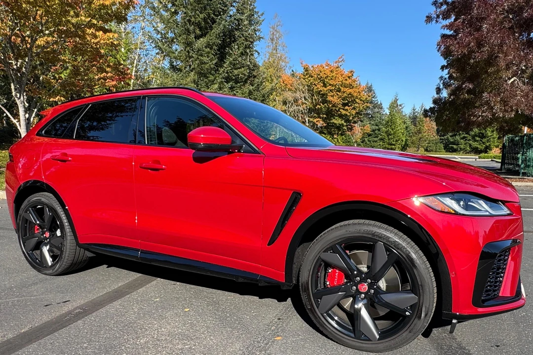 2022 Jaguar F-Pace SVR - Image 21 of 31