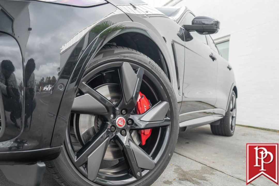 2022 Jaguar F-Pace SVR - Image 3 of 21