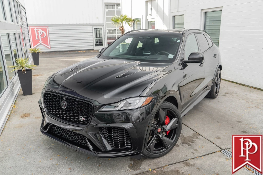 2022 Jaguar F-Pace SVR - Image 2 of 21