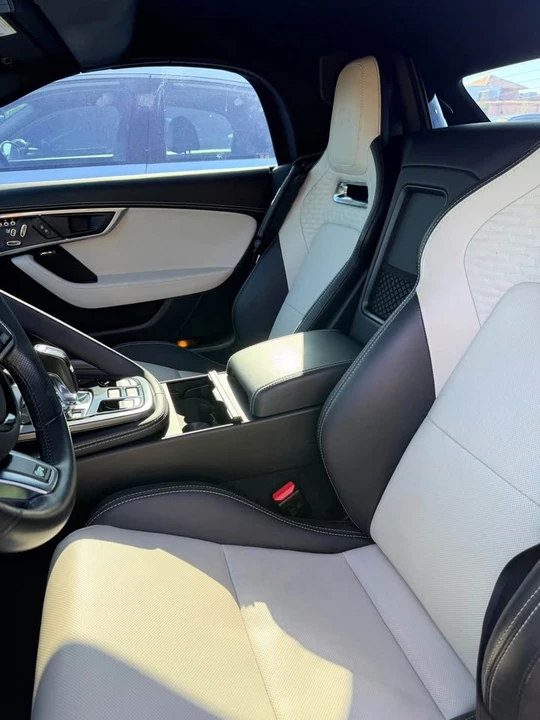 2022 Jaguar F-Type 2nd Gen - Image 4 of 6