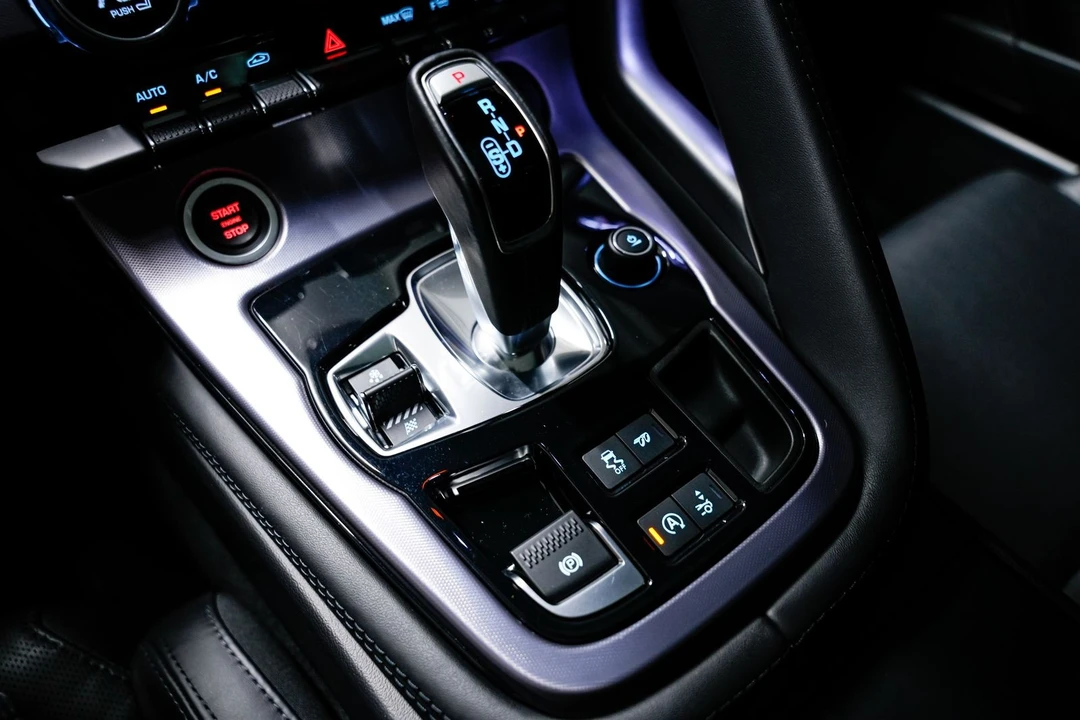 2022 Jaguar F-Type 2nd Gen - Image 7 of 31