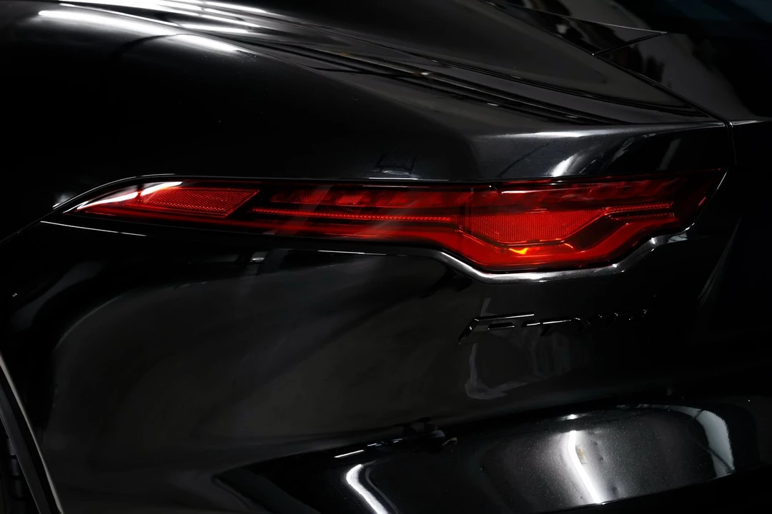 2022 Jaguar F-Type 2nd Gen - Image 28 of 31