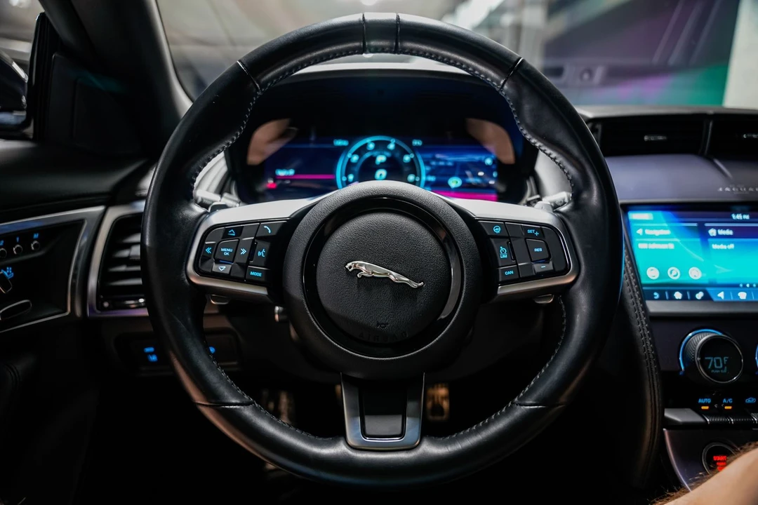 2022 Jaguar F-Type 2nd Gen - Image 11 of 31