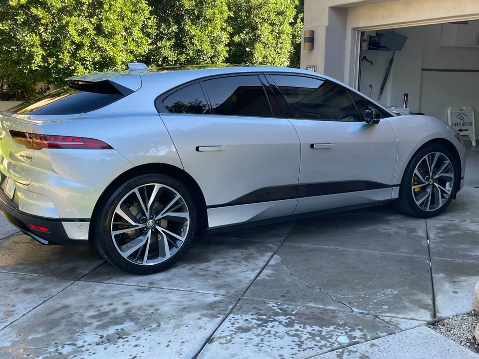 2022 Jaguar I-Pace - Image 4 of 21