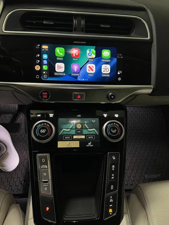 2022 Jaguar I-Pace - Image 17 of 21