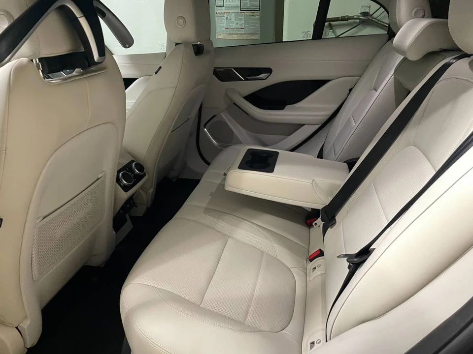 2022 Jaguar I-Pace - Image 11 of 21