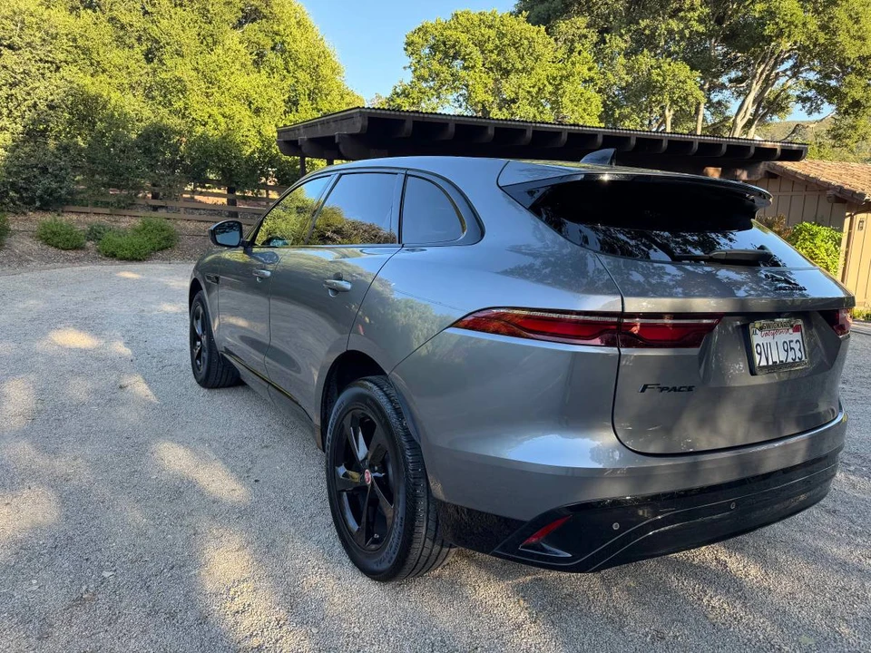 2022 Jaguar F-Pace - Image 4 of 18