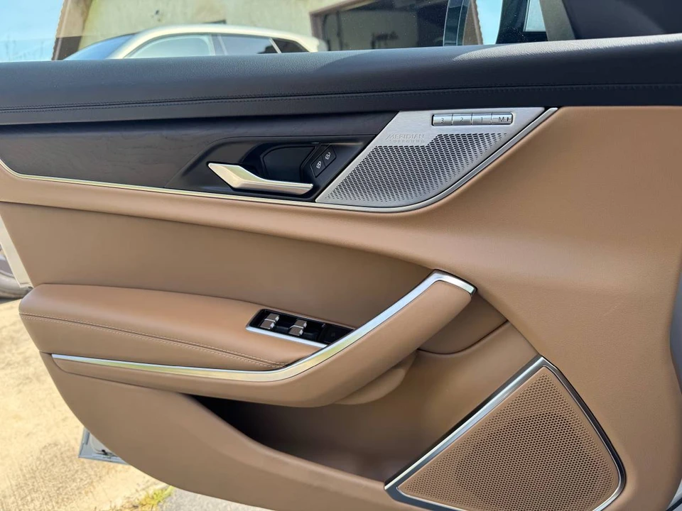 2022 Jaguar X260 XF - Image 4 of 15