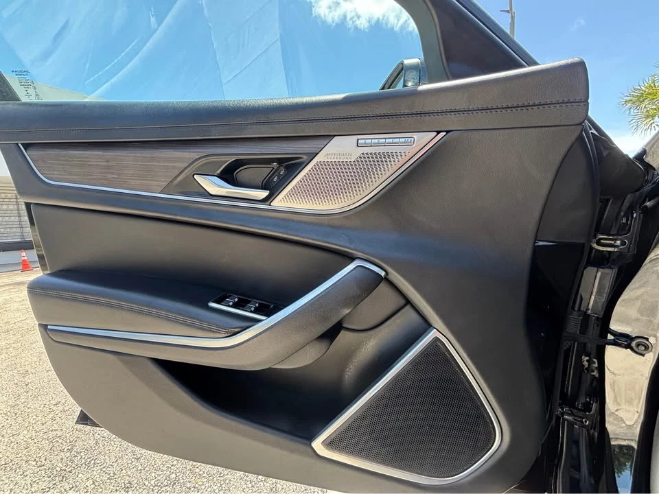 2022 Jaguar X260 XF - Image 14 of 17