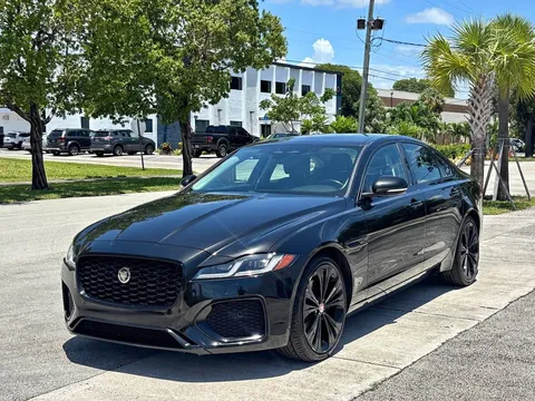 2022 Jaguar XF P250 SE Sedan 4D