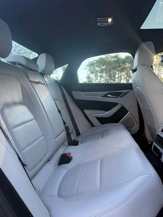 2022 Jaguar X260 XF - Image 7 of 9