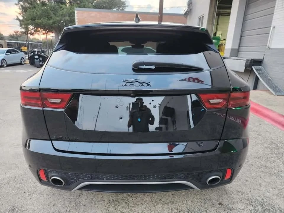 2022 Jaguar E-Pace - Image 7 of 14
