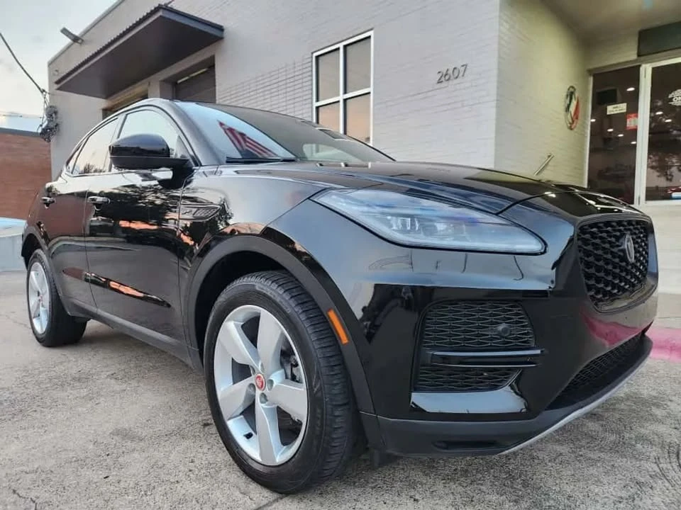 2022 Jaguar E-Pace - Image 2 of 14