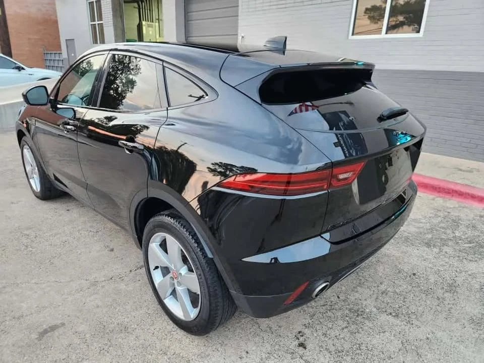 2022 Jaguar E-Pace - Image 6 of 14