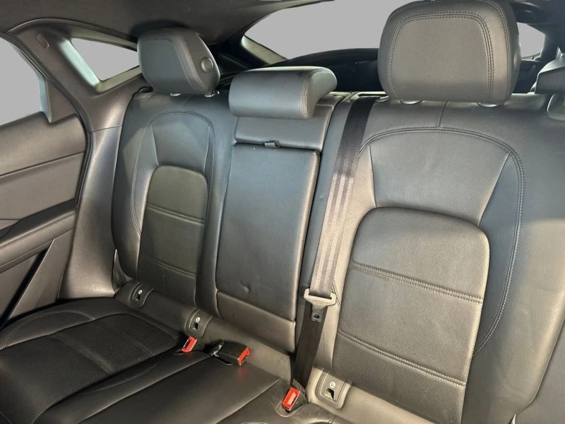 2022 Jaguar E-Pace - Image 15 of 19