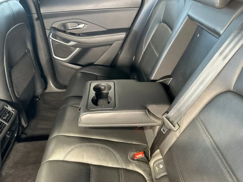2022 Jaguar E-Pace - Image 16 of 19