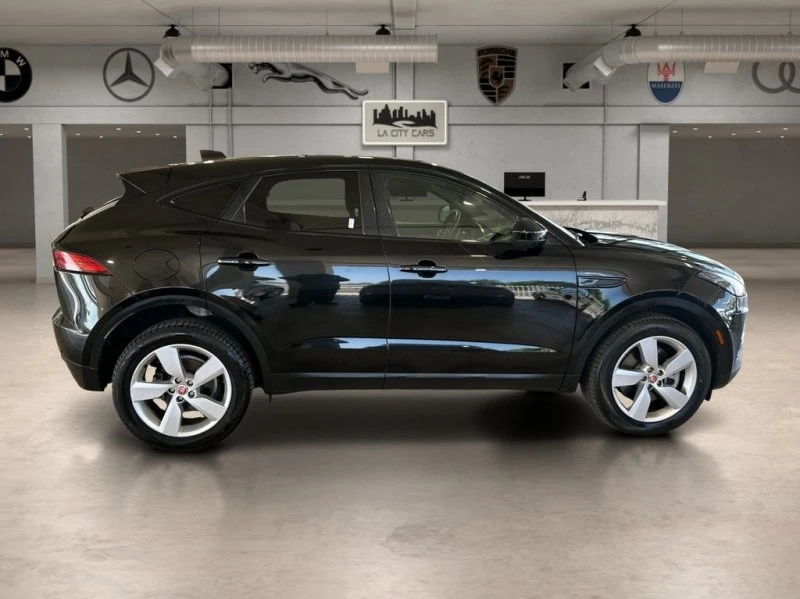 2022 Jaguar E-Pace - Image 6 of 19