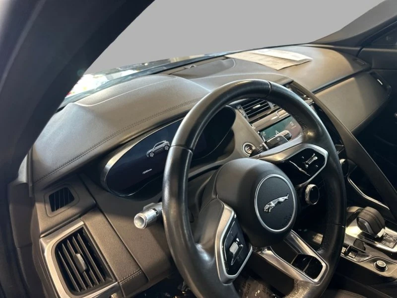 2022 Jaguar E-Pace - Image 12 of 19