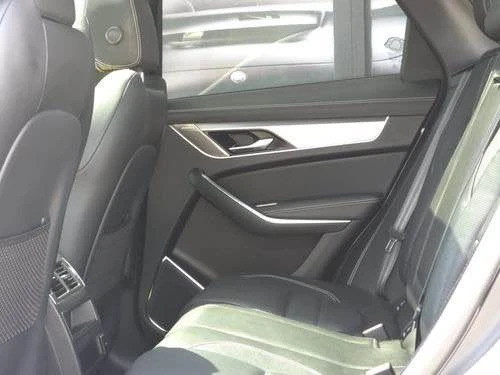 2022 Jaguar F-Pace - Image 15 of 18