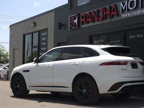 2022 Jaguar F-Pace - Image 2 of 18