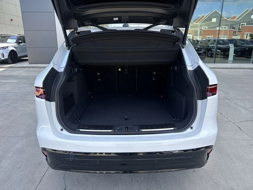 2022 Jaguar F-Pace - Image 13 of 13