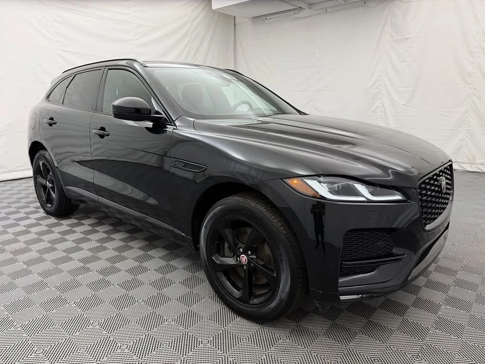 2022 Jaguar F-Pace - Image 3 of 20