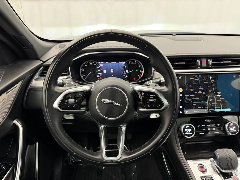 2022 Jaguar F-Pace - Image 10 of 20