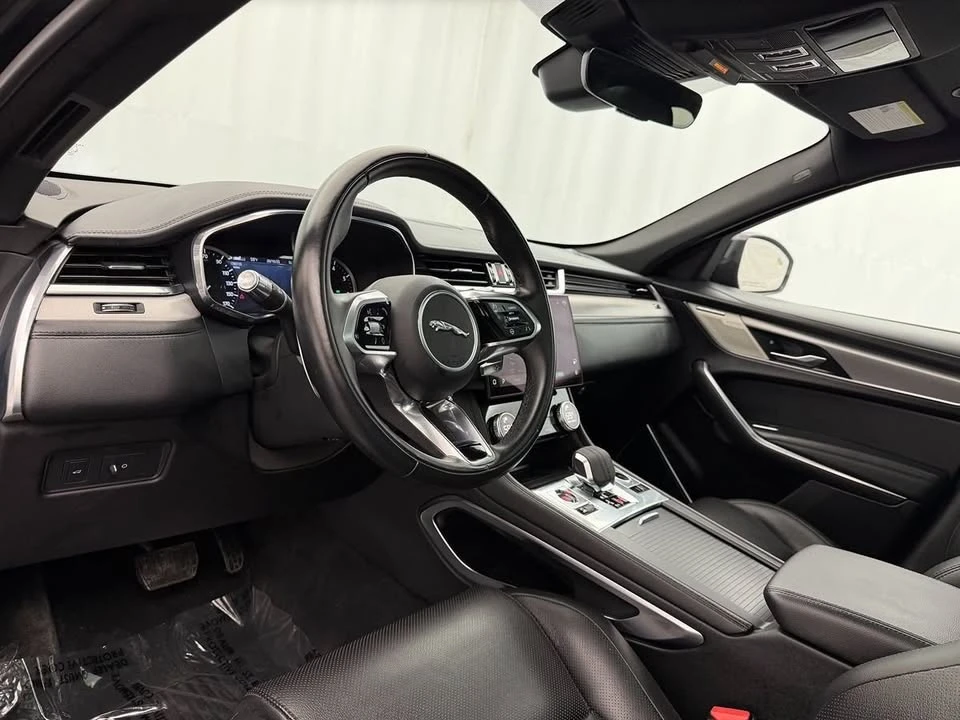 2022 Jaguar F-Pace - Image 7 of 20