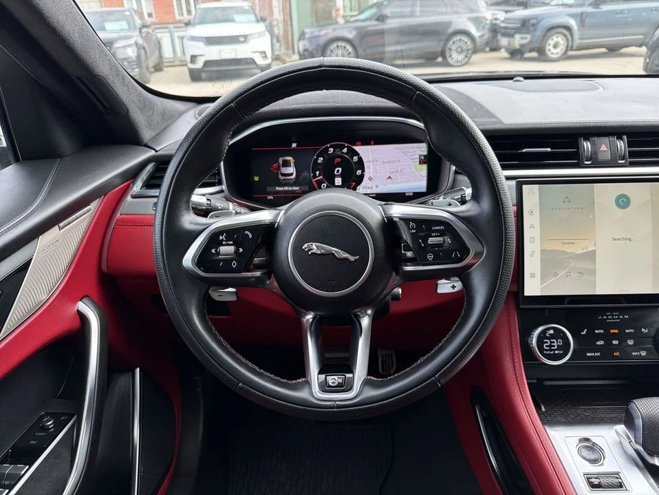 2022 Jaguar F-Pace - Image 8 of 18