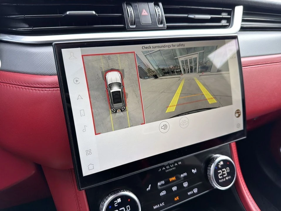 2022 Jaguar F-Pace - Image 11 of 18