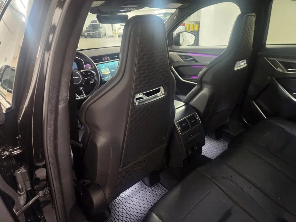 2022 Jaguar F-Pace - Image 18 of 20