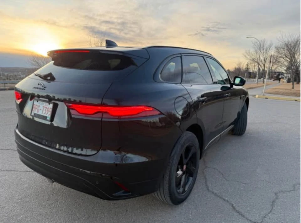 2022 Jaguar F-Pace - Image 6 of 9