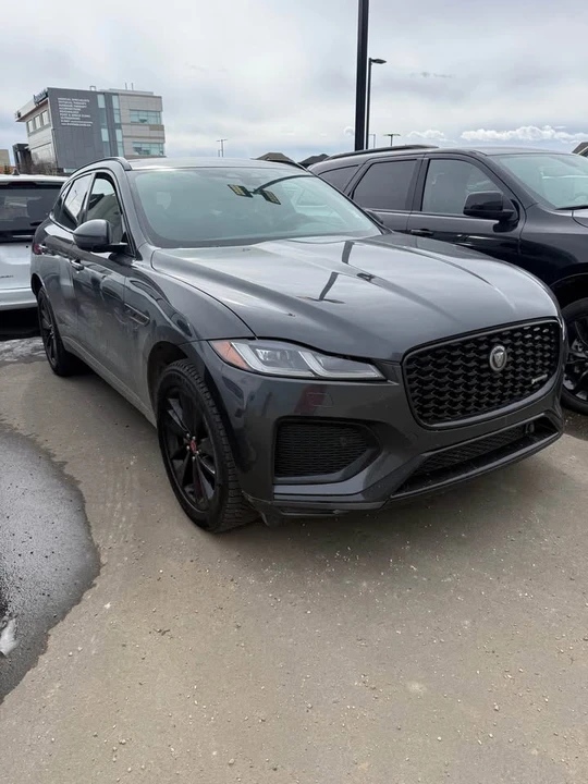 2022 Jaguar F-Pace - Image 2 of 2