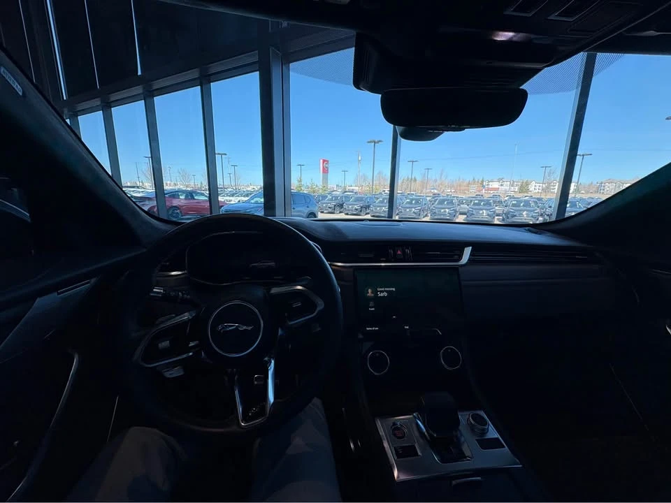 2022 Jaguar F-Pace - Image 9 of 11