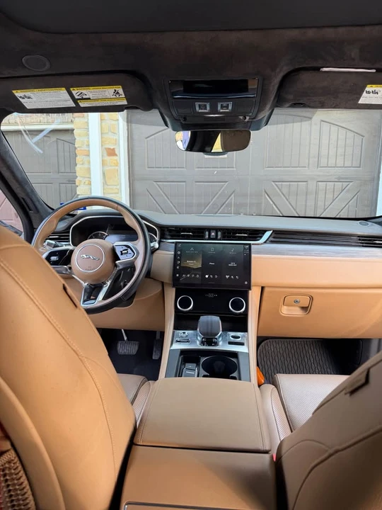 2022 Jaguar F-Pace - Image 8 of 8