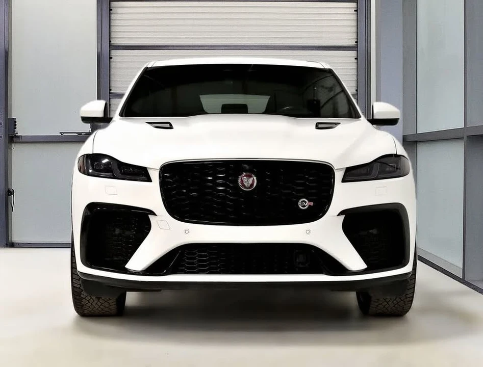 2022 Jaguar F-Pace - Image 5 of 19