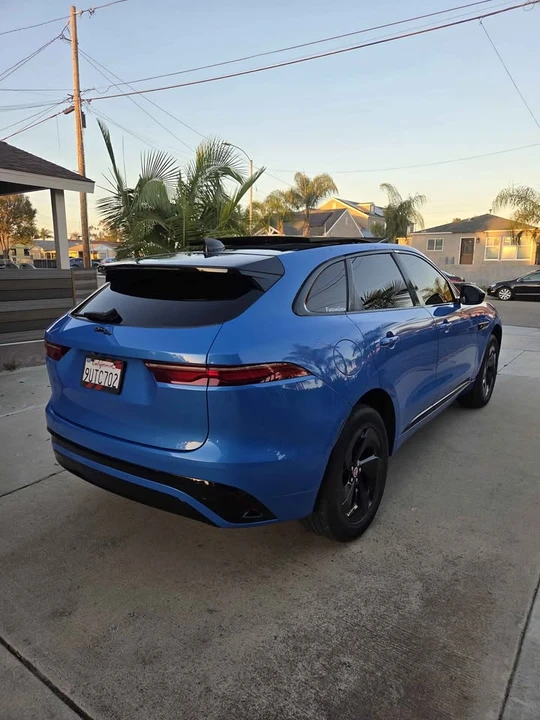 2022 Jaguar F-Pace - Image 5 of 12