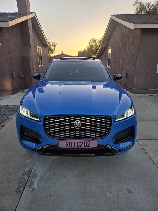 2022 Jaguar F-Pace - Image 3 of 12