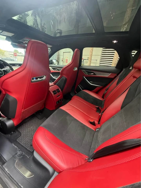 2022 Jaguar F-Pace SVR - Image 9 of 15