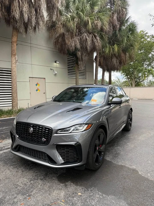 2022 Jaguar F-Pace SVR - Image 2 of 13