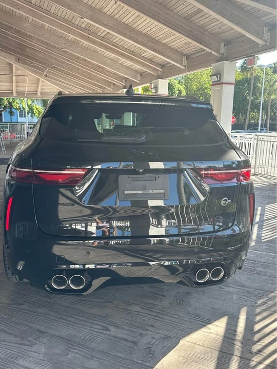 2022 Jaguar F-Pace SVR - Image 2 of 7