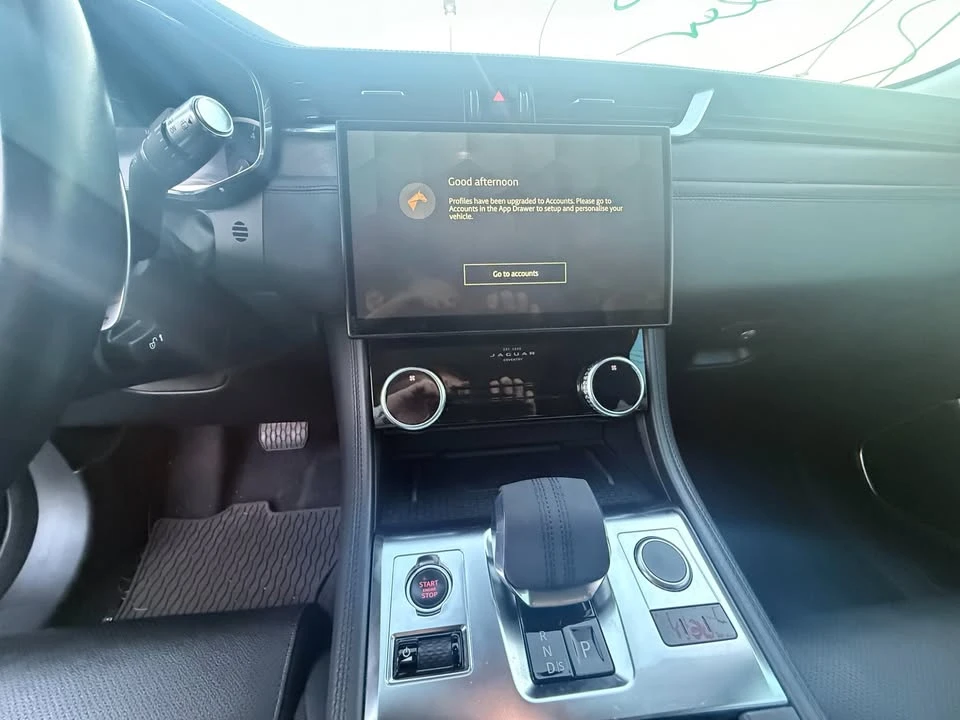 2022 Jaguar F-Pace - Image 12 of 12