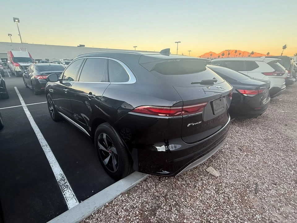 2022 Jaguar F-Pace - Image 3 of 12