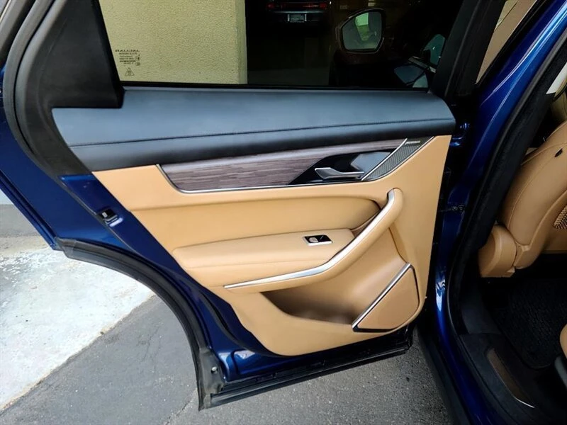 2022 Jaguar F-Pace - Image 19 of 20